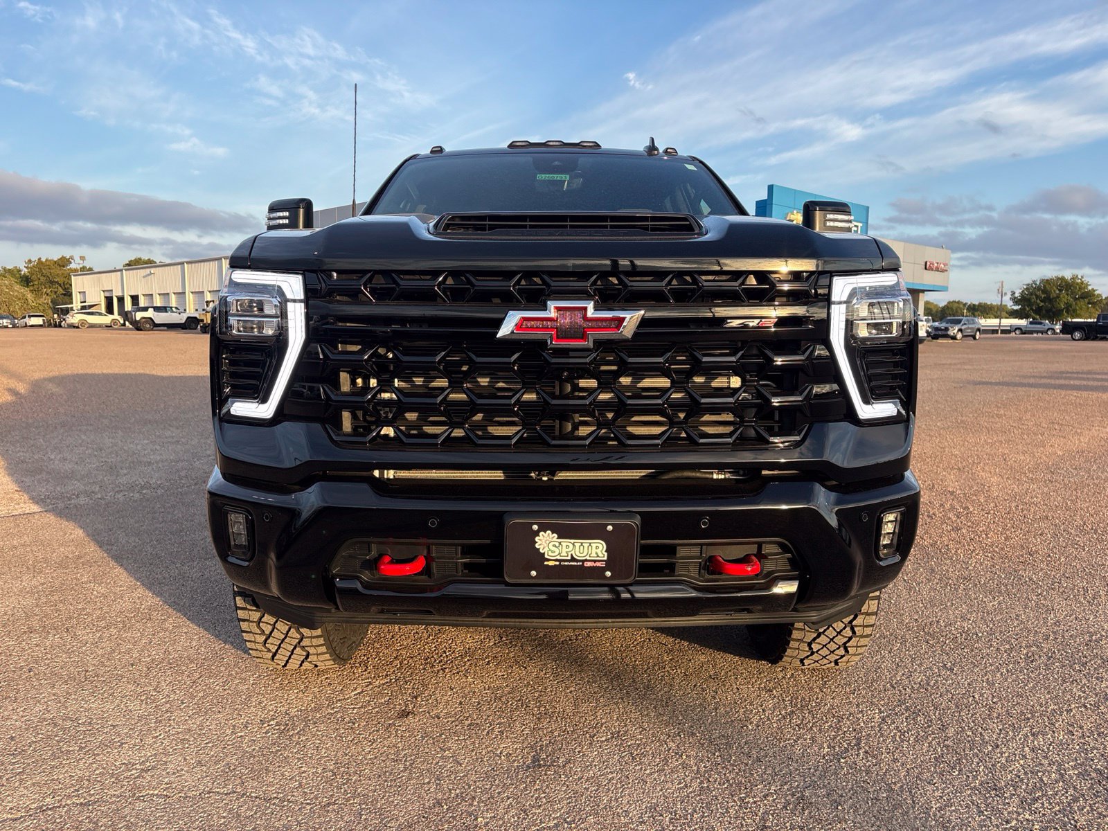 New 2026 Chevrolet Silverado 2500 ZR2 AWD/4WD image 9