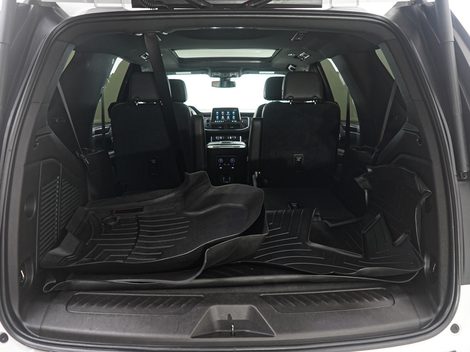 Used 2021 Chevrolet Tahoe LT w/ LT Signature Package image 12