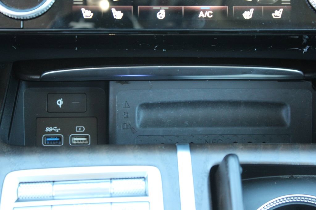 Used 2023 Genesis GV80 2.5T w/ Prestige 20" Package image 27