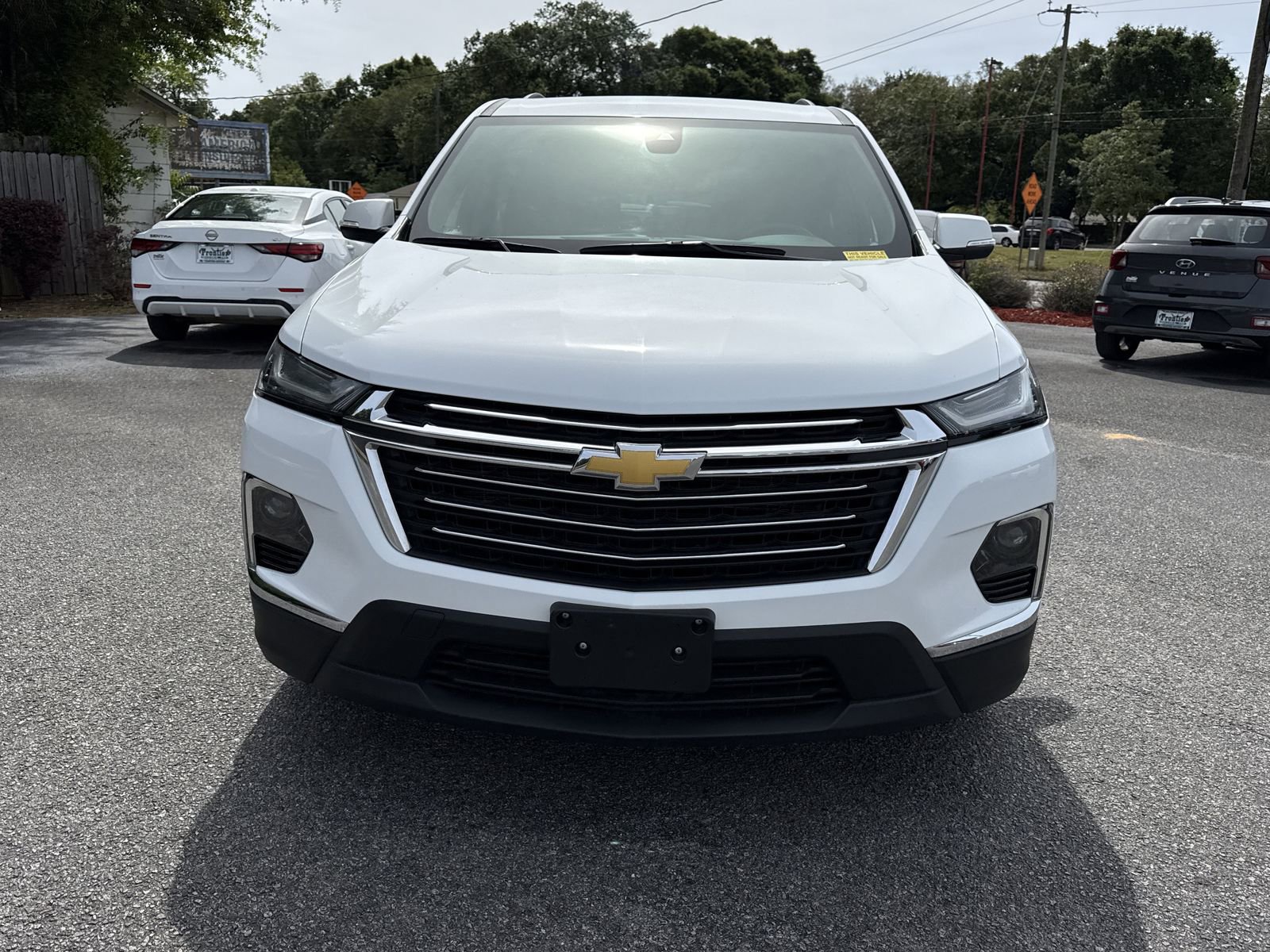 Used 2023 Chevrolet Traverse LT FWD image 8