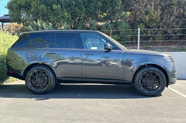 New 2026 Land Rover Range Rover SE AWD/4WD image 6