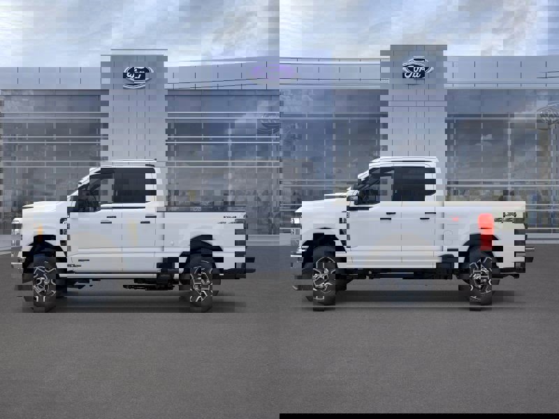 New 2025 Ford F250 XLT image 3