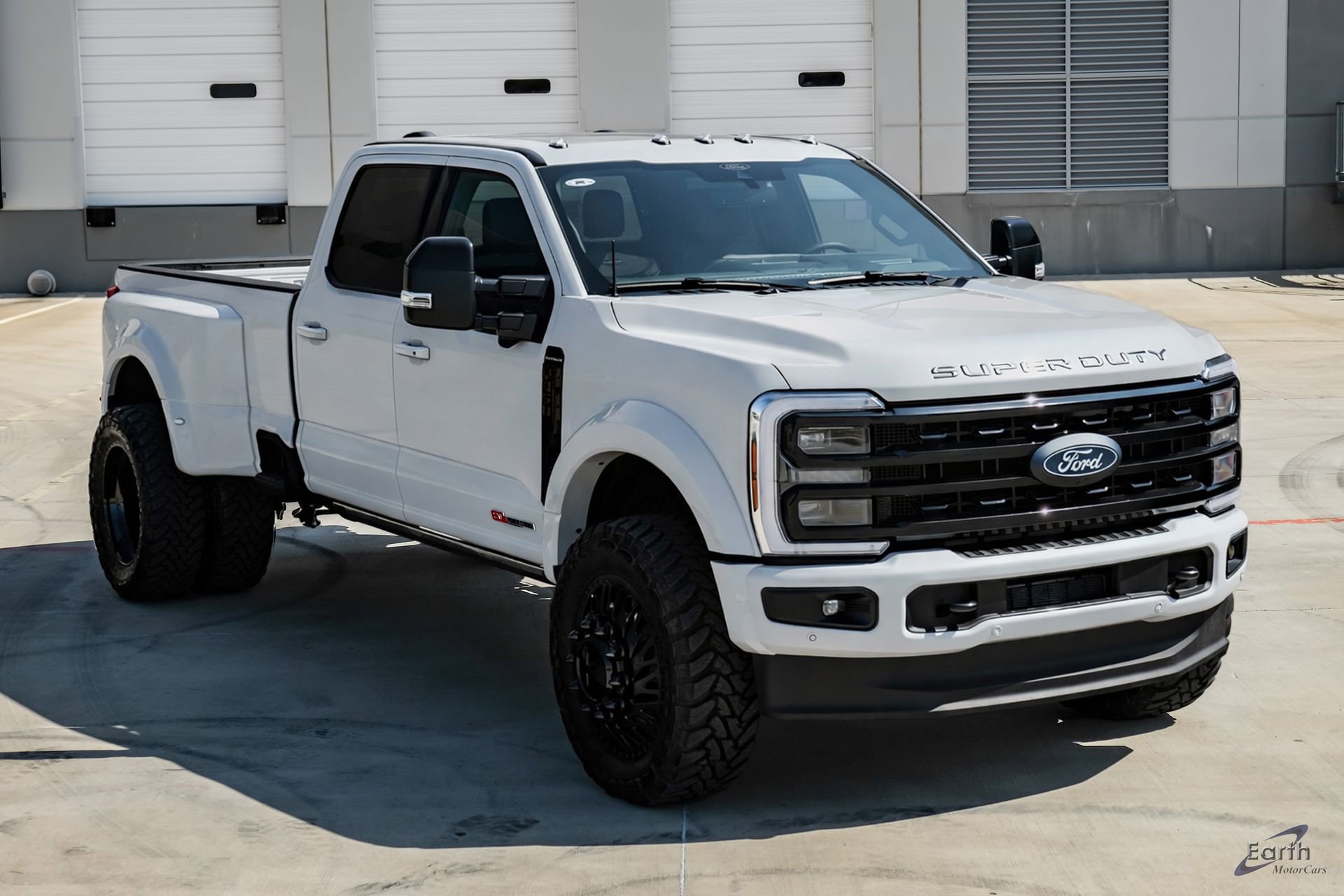 Used 2026 Ford F450 Platinum w/ FX4 Off-Road Package AWD/4WD image 27
