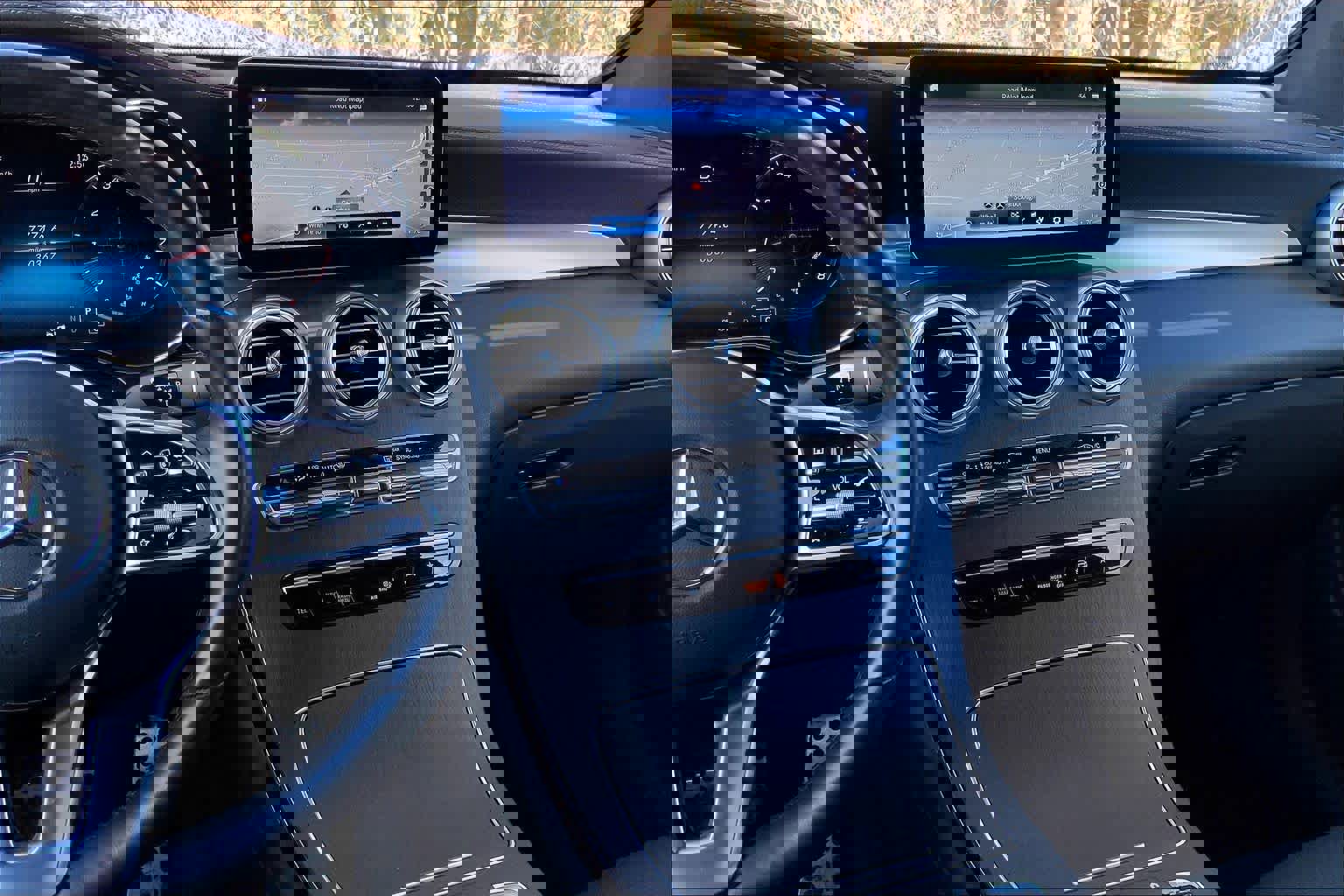 Certified 2023 Mercedes-Benz GLC 300 4MATIC Coupe image 7