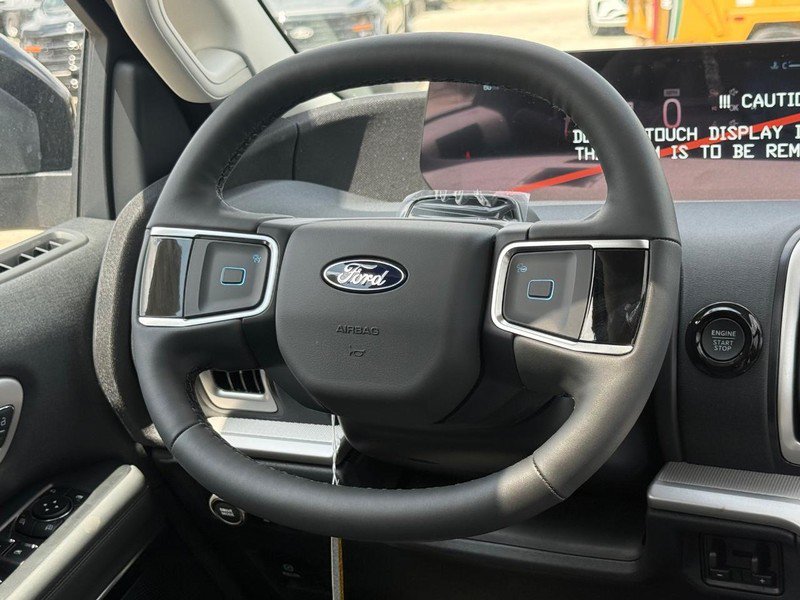New 2026 Ford Expedition Active AWD/4WD image 19