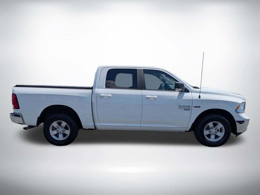 Used 2019 RAM 1500 Classic SLT w/ Luxury Group AWD/4WD image 2