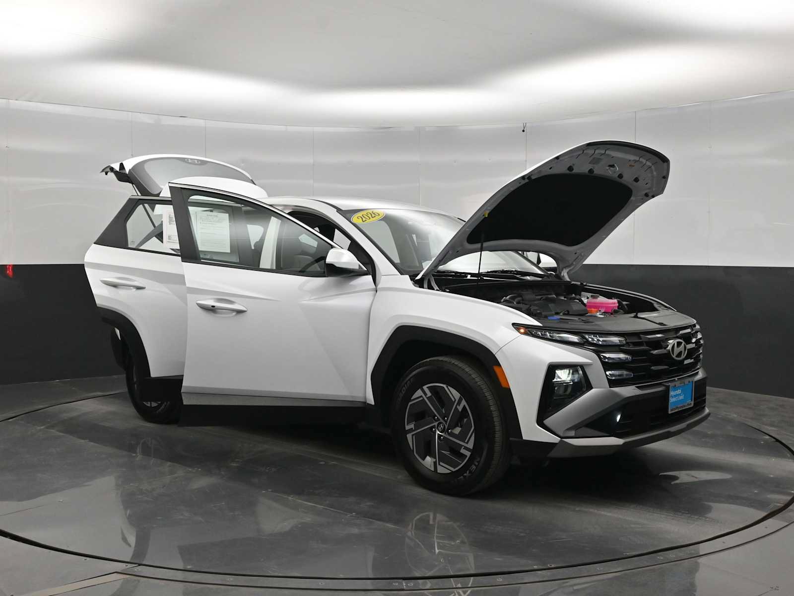Used 2026 Hyundai Tucson Blue SE w/ Tow & Go Package AWD/4WD image 44