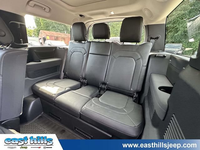 Used 2023 Land Rover Defender 130 SE AWD/4WD image 26