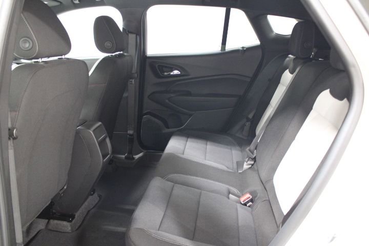 New 2026 Chevrolet Trax RS w/ Sunroof Package image 22
