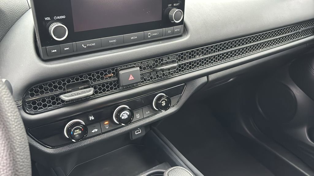 Used 2023 Honda HR-V LX image 20