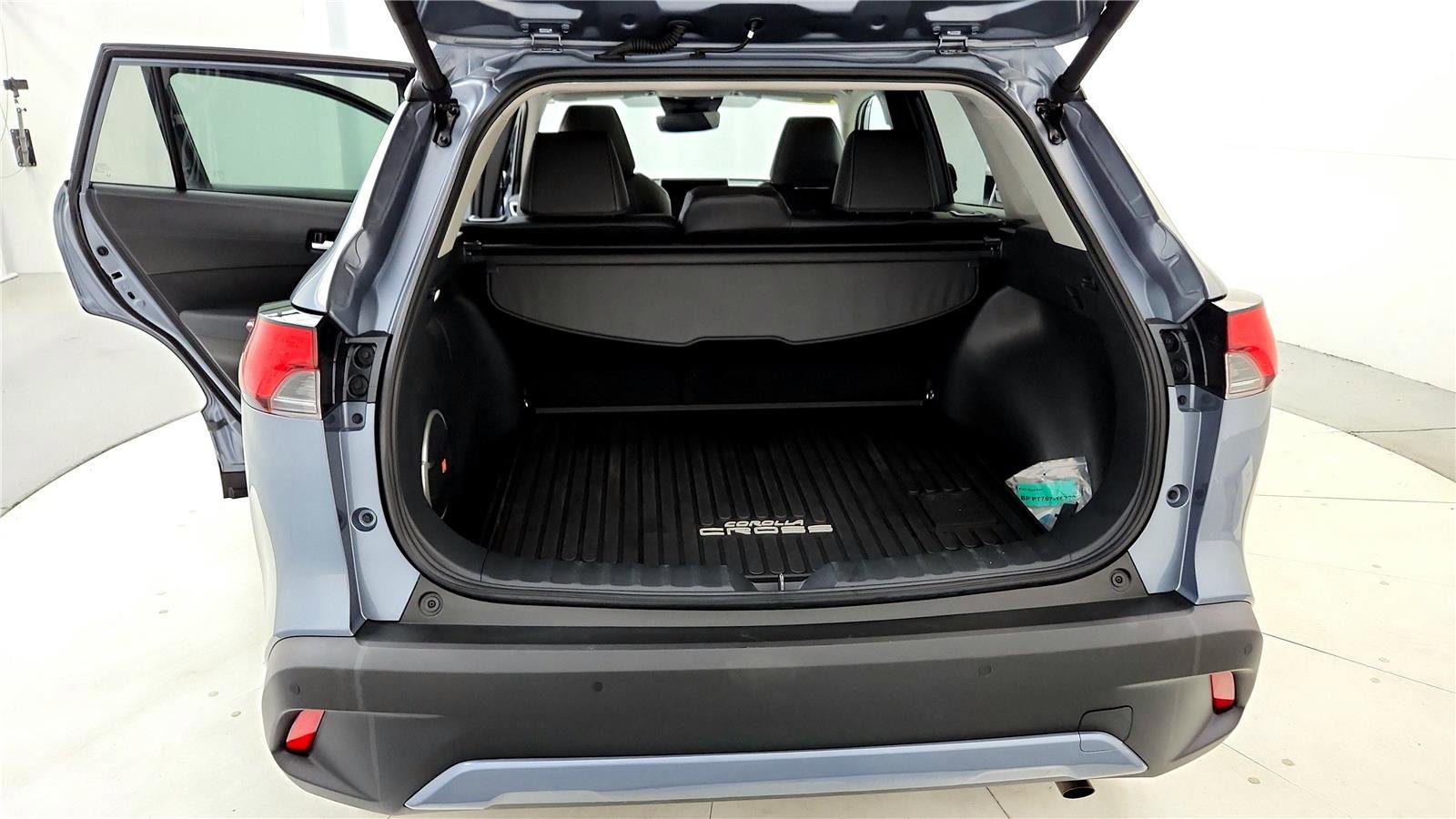 Certified 2024 Toyota Corolla Cross XLE w/ Convenience Package image 28