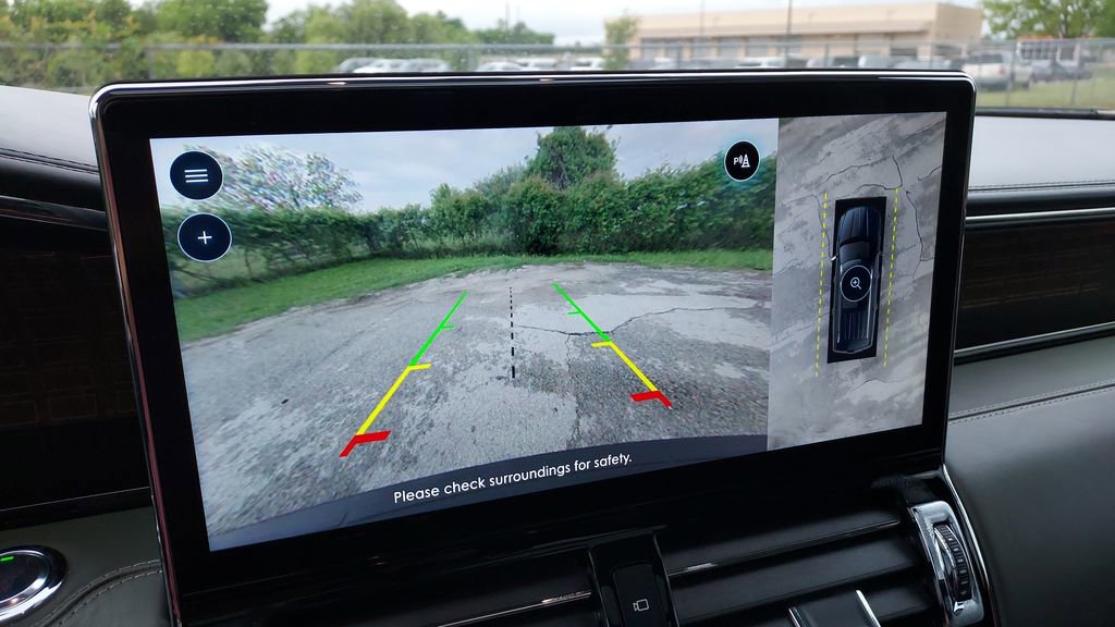 Used 2024 Lincoln Navigator Black Label image 31