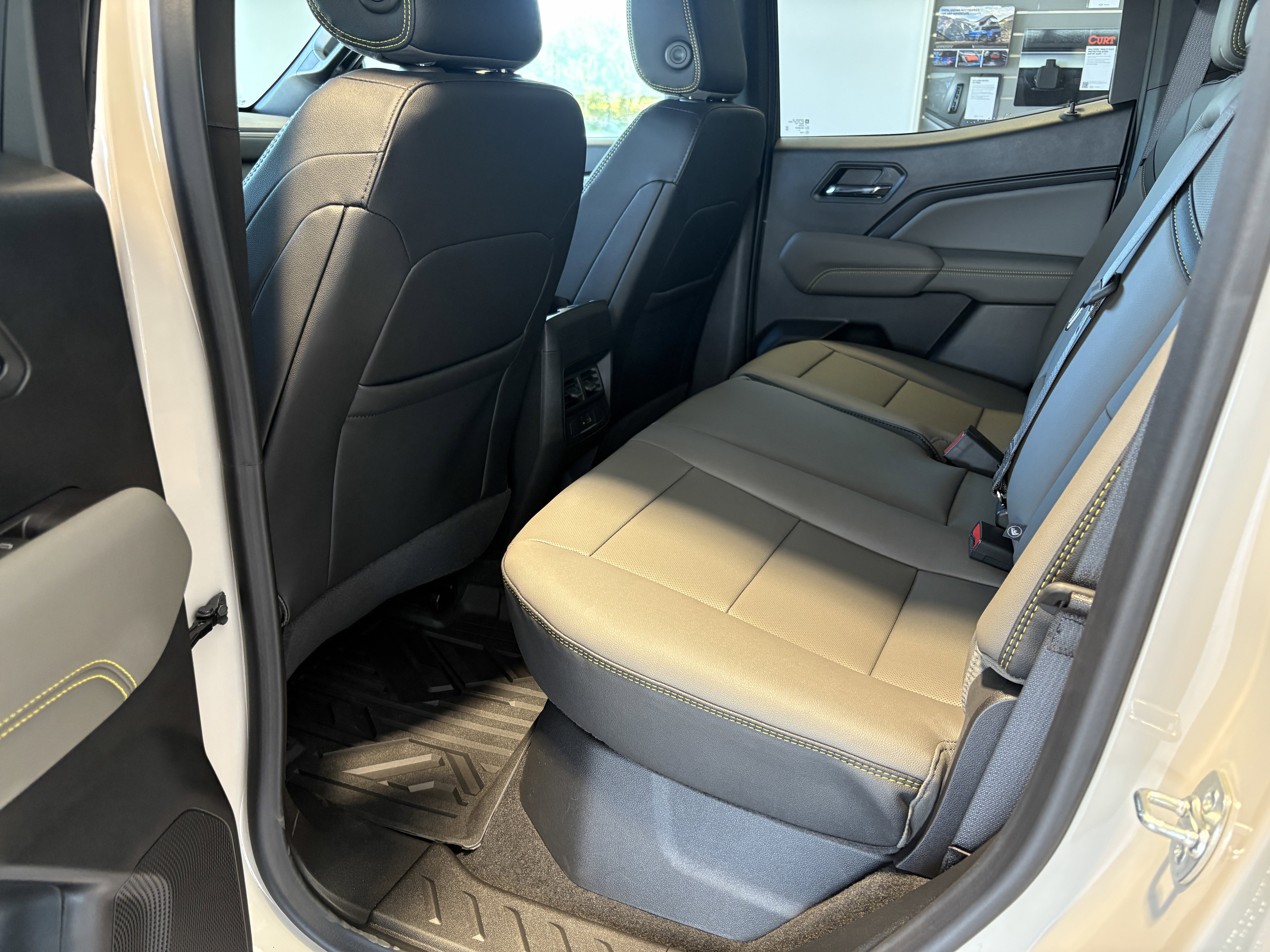 New 2026 Chevrolet Colorado ZR2 w/ Technology Package image 19