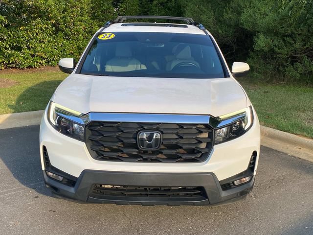 Used 2023 Honda Passport EX-L image 2