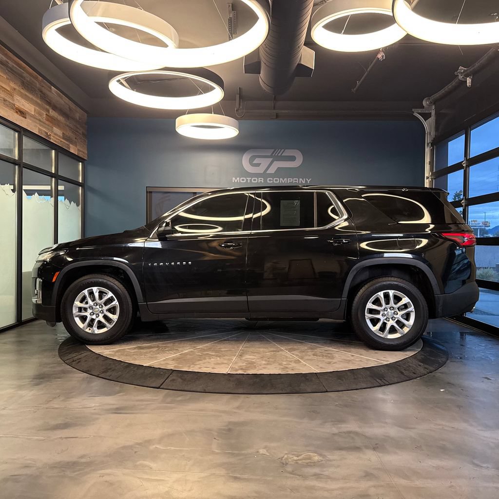 Used 2022 Chevrolet Traverse LS w/ LPO, Floor Liner Package AWD/4WD image 6