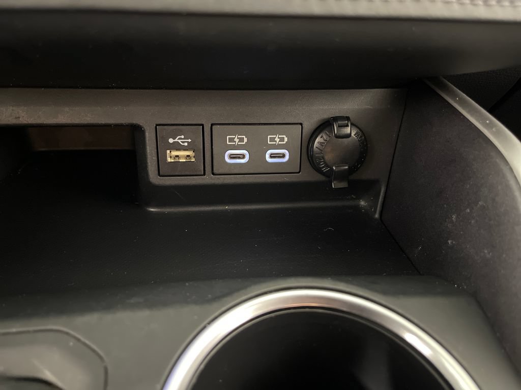 Certified 2025 Toyota Highlander XLE AWD/4WD image 30