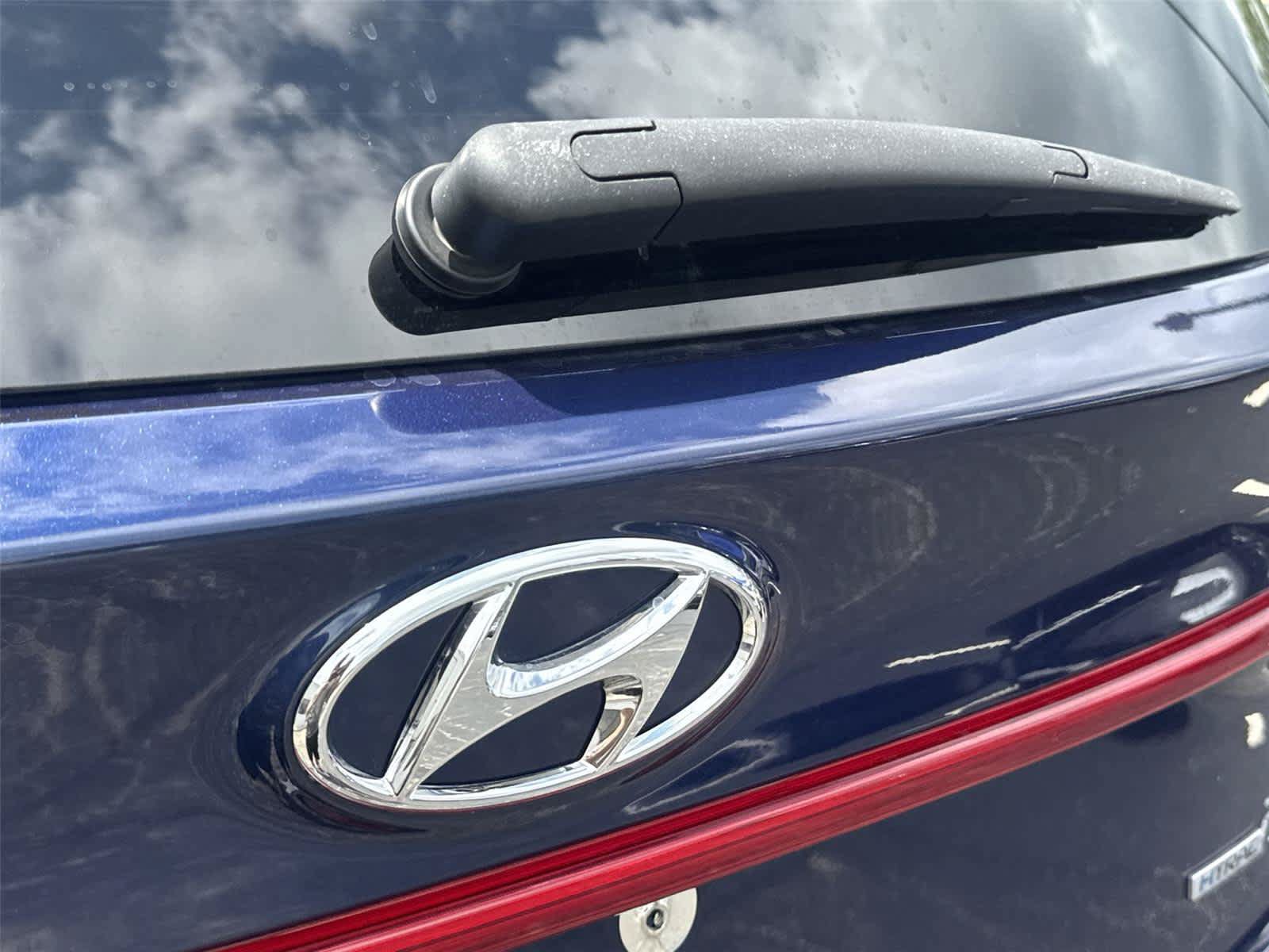 Used 2023 Hyundai Santa Fe Limited AWD/4WD image 10