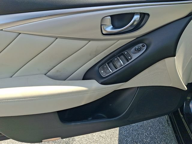 Used 2021 INFINITI Q50 Luxe w/ All Weather Package AWD/4WD image 12