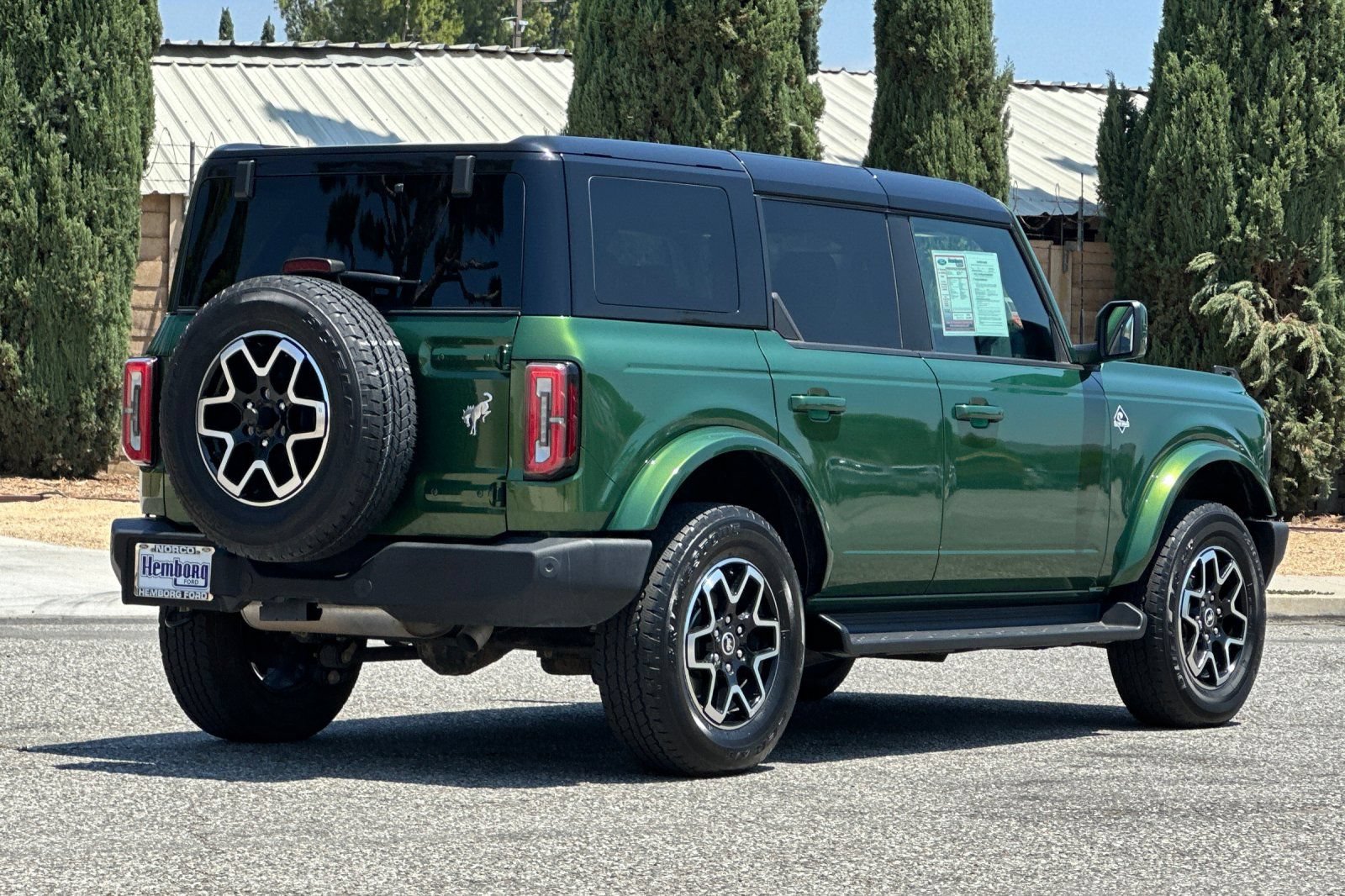 Used 2025 Ford Bronco Outer Banks AWD/4WD image 4