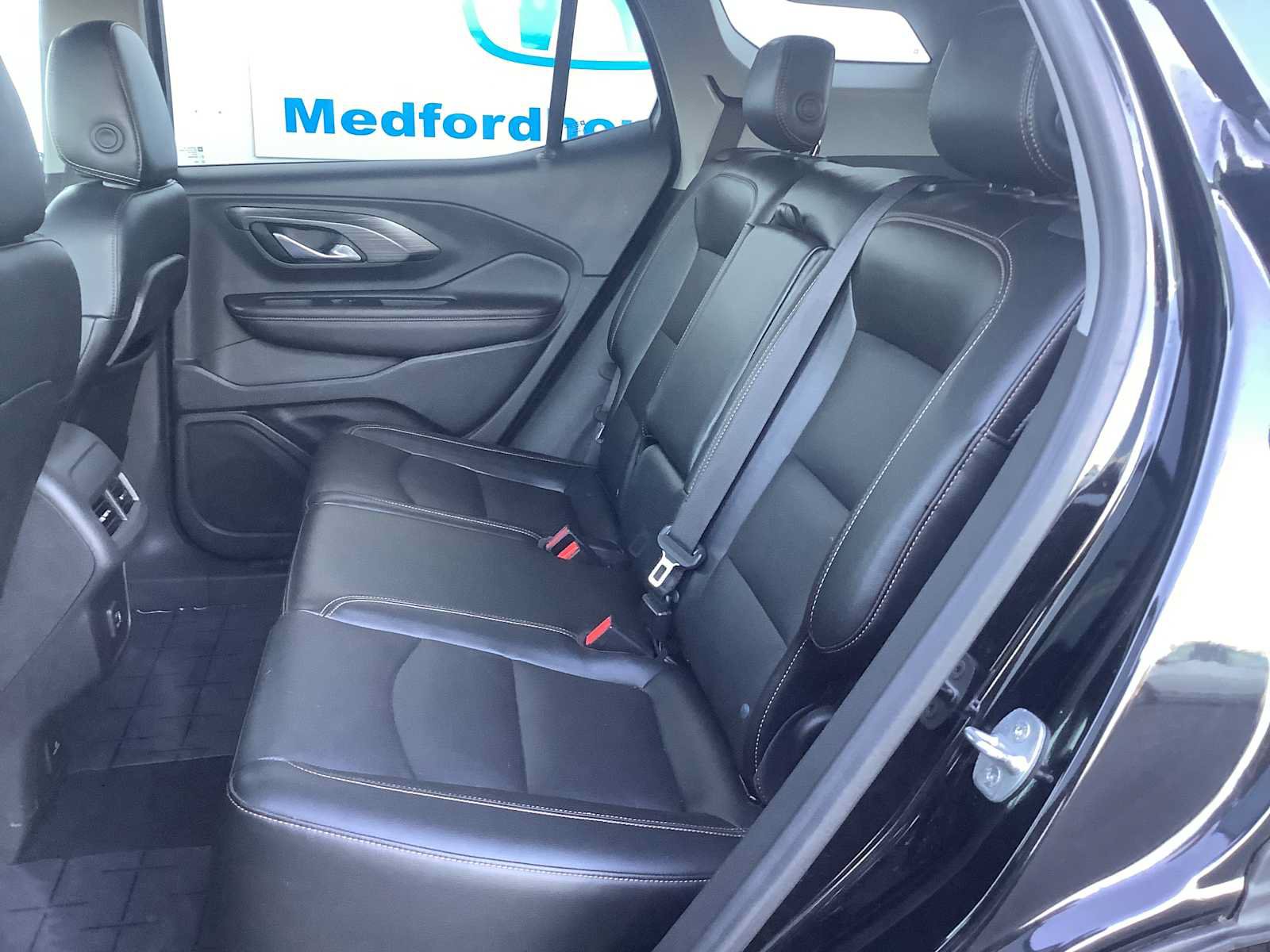 Used 2020 GMC Terrain SLT w/ Preferred Package AWD/4WD image 13