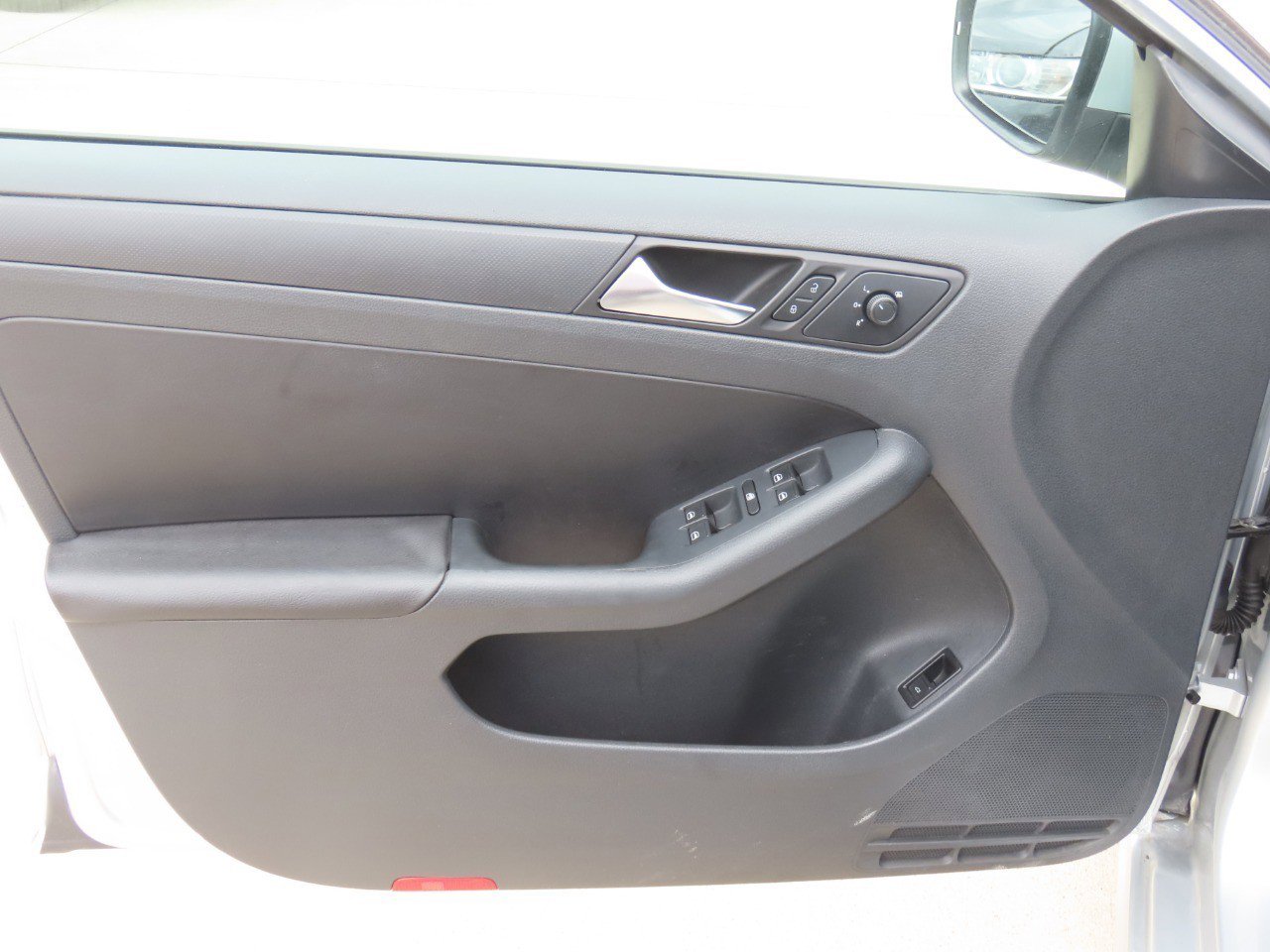 Used 2012 Volkswagen Jetta SE FWD image 24