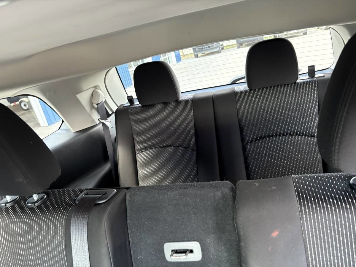 Used 2020 Dodge Journey SE image 11