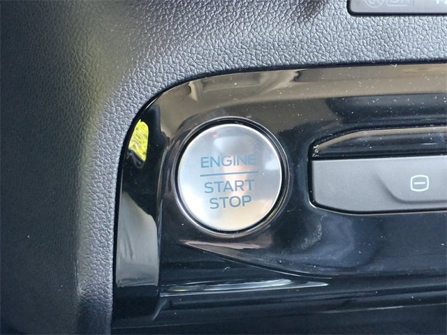 New 2025 Ford Escape SE image 26