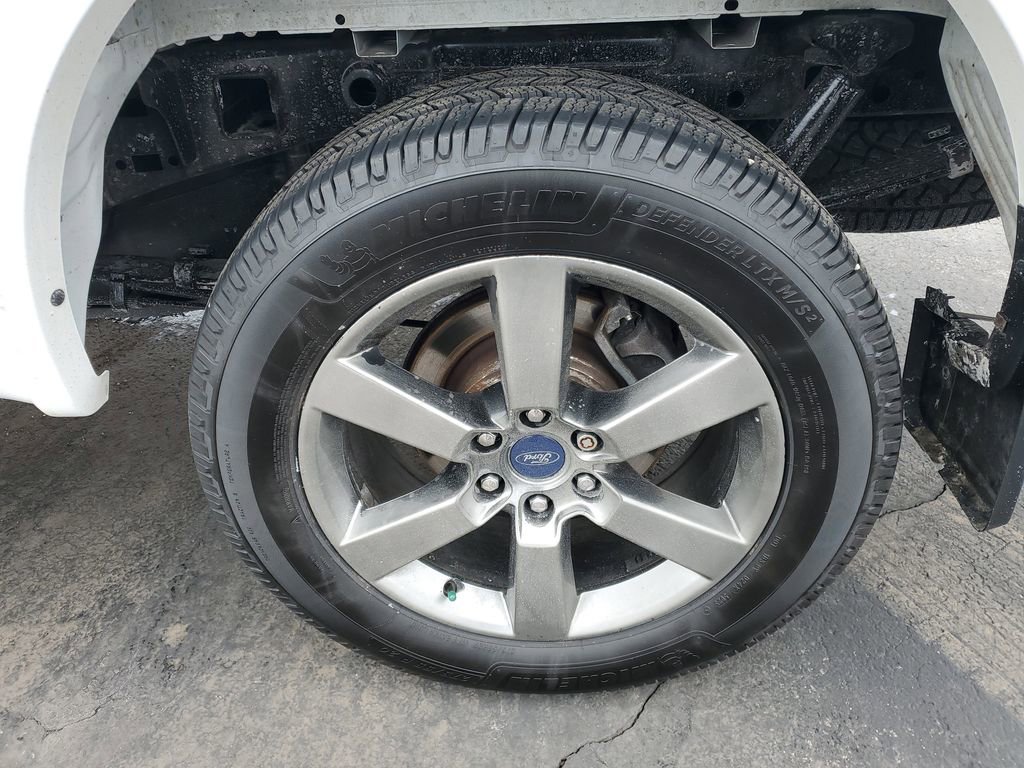 Used 2016 Ford F150 Lariat w/ Equipment Group 502A Luxury image 35
