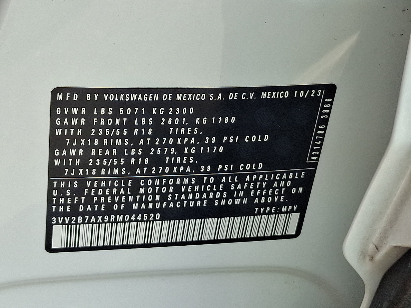 Used 2024 Volkswagen Tiguan SE AWD/4WD image 27