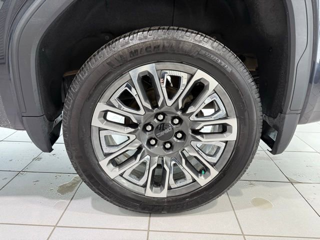 Used 2023 GMC Sierra 1500 Denali Ultimate image 10