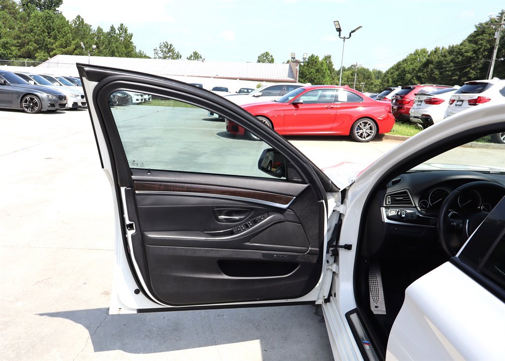 Used 2016 BMW 535i Sedan RWD image 39