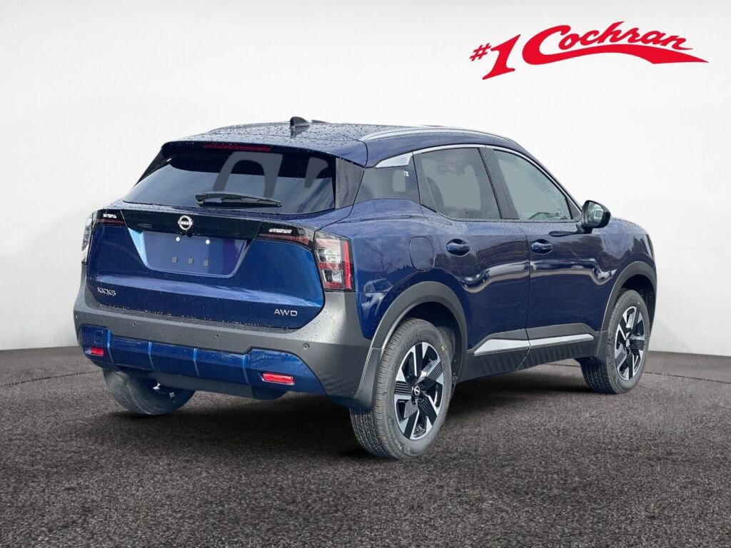 Used 2026 Nissan Kicks SV w/ SV Premium Package image 5