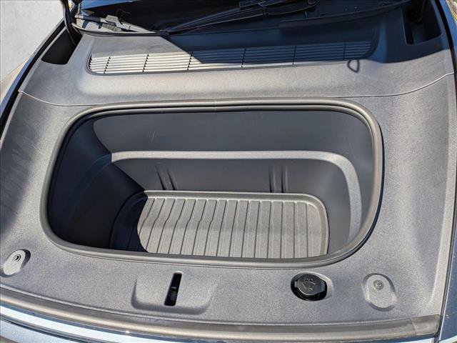 Used 2026 Tesla Model Y 2WD image 23