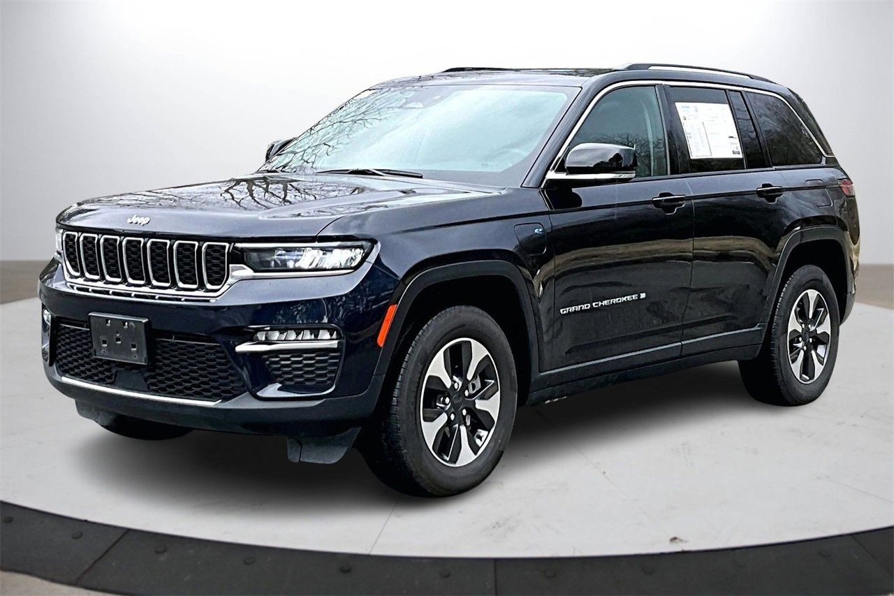 Used 2024 Jeep Grand Cherokee Limited 4xe image 4