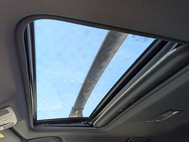 Used 2025 MAZDA CX-5 Signature image 16