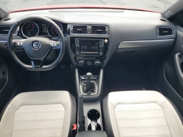 Used 2016 Volkswagen Jetta Sport FWD image 14