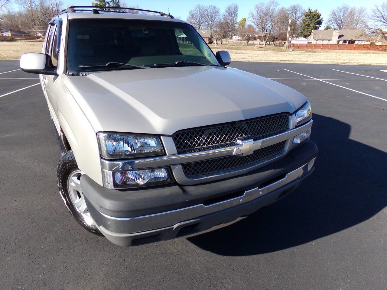 Used 2005 Chevrolet Avalanche Z71 w/ Sun And Sound Package image 7
