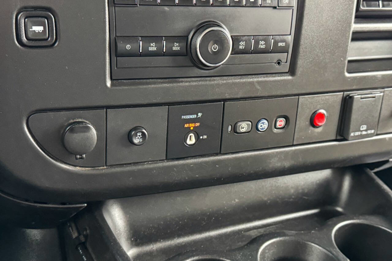 Used 2020 Chevrolet Express 2500 w/ Driver Convenience Package RWD image 29