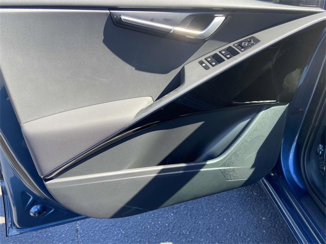 New 2025 Kia Niro EX image 12