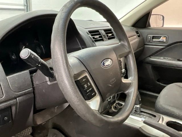 Used 2012 Ford Fusion SE image 16