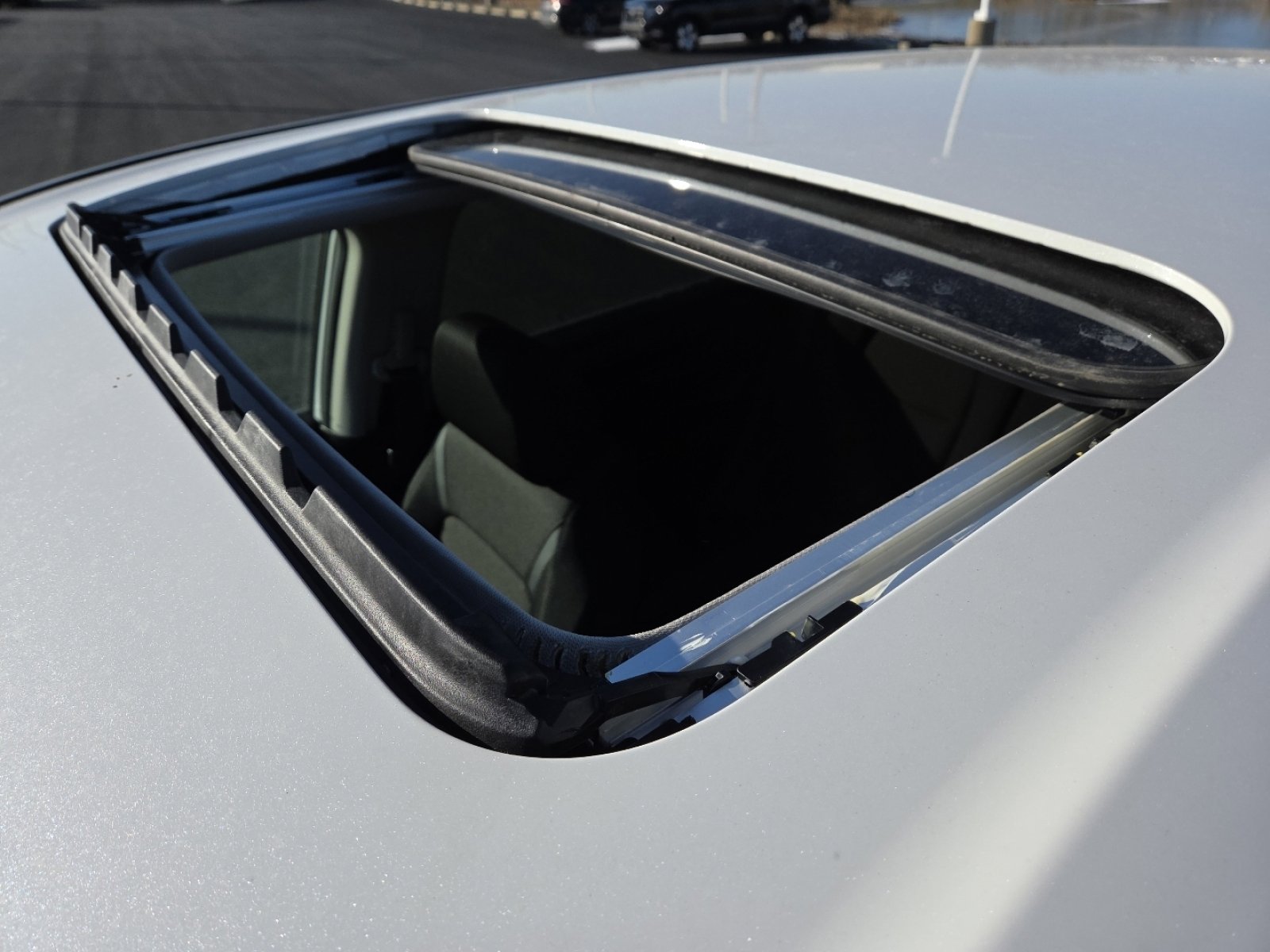 New 2026 Honda CR-V EX image 4