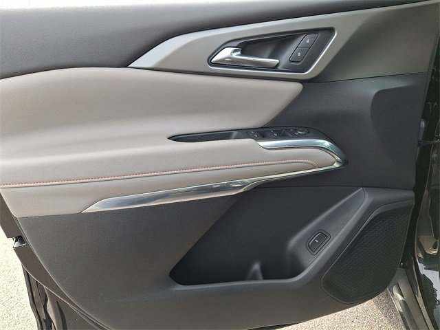 Certified 2025 Chevrolet Traverse LT image 12