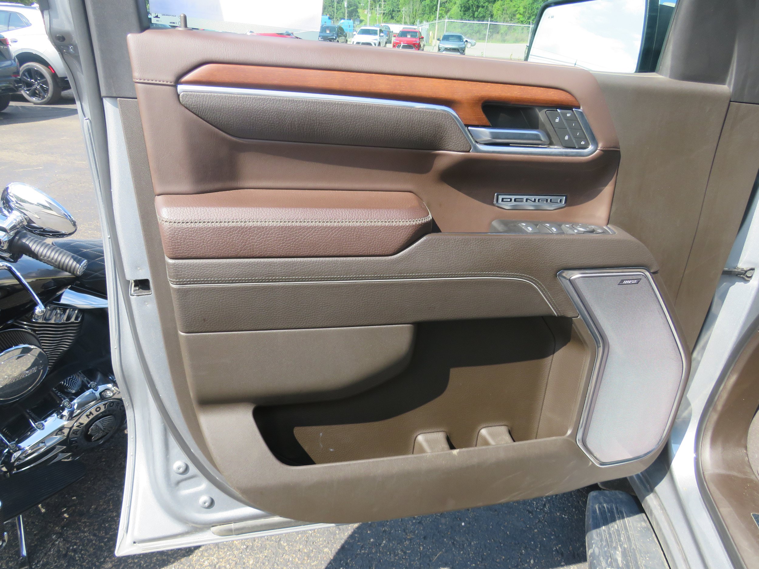 Used 2023 GMC Sierra 1500 Denali AWD/4WD image 12