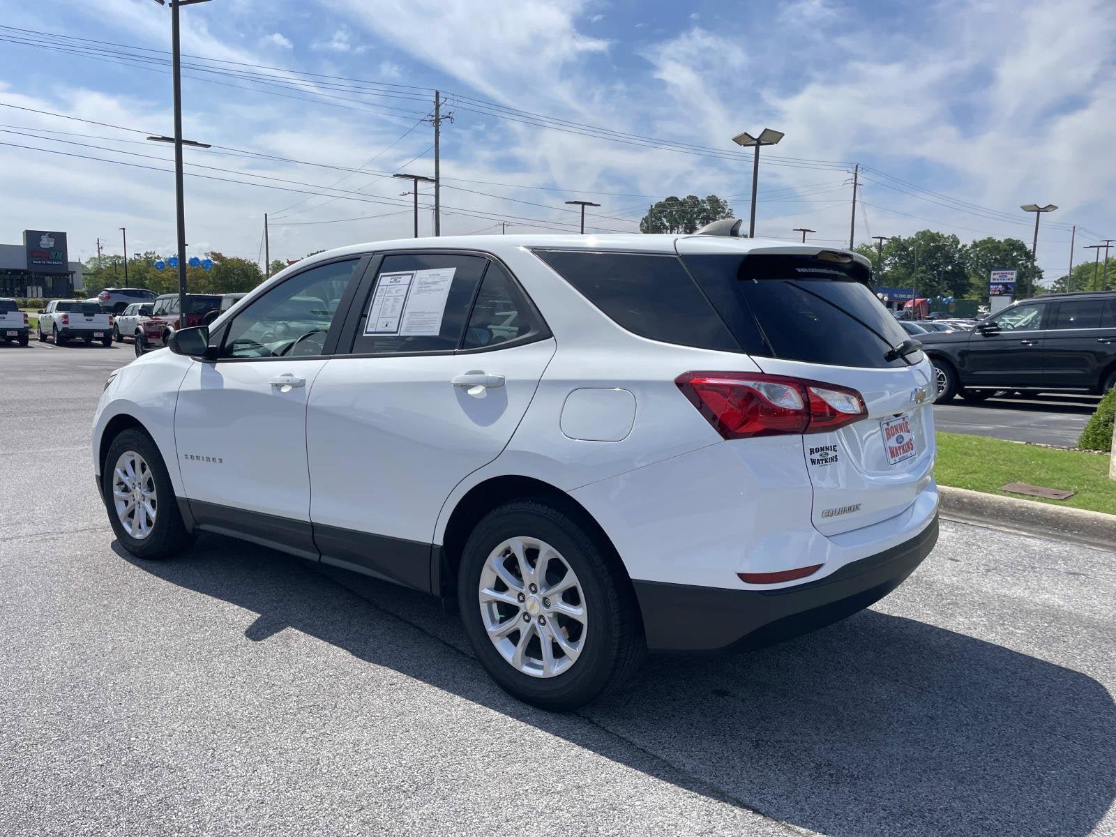Used 2020 Chevrolet Equinox LS w/ LS Convenience Package FWD image 6