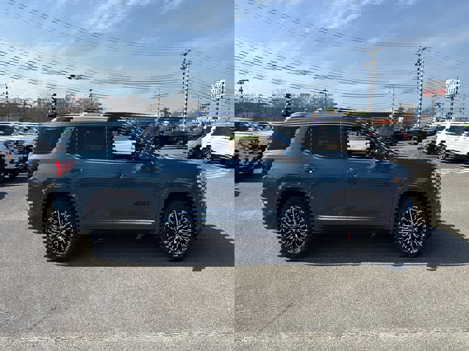 New 2026 GMC Terrain Denali w/ LPO, Black Badging Package AWD/4WD image 6