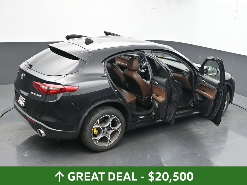 Used 2020 Alfa Romeo Stelvio Sport w/ Cold Weather Package image 62