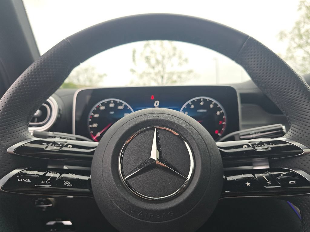 Certified 2026 Mercedes-Benz GLC 300 4MATIC image 30