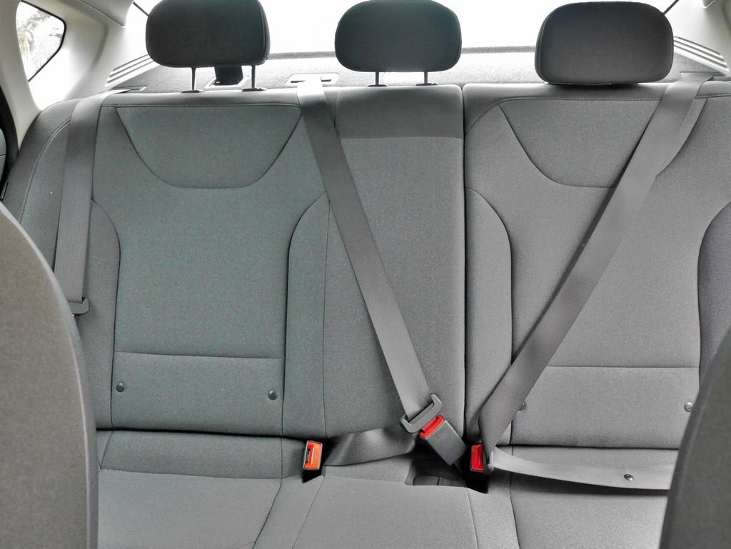 Used 2025 Kia K4 LXS image 31