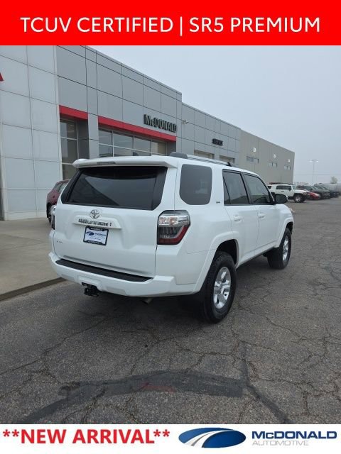 Used 2024 Toyota 4Runner SR5 Premium w/ SR5 Premium Package image 6