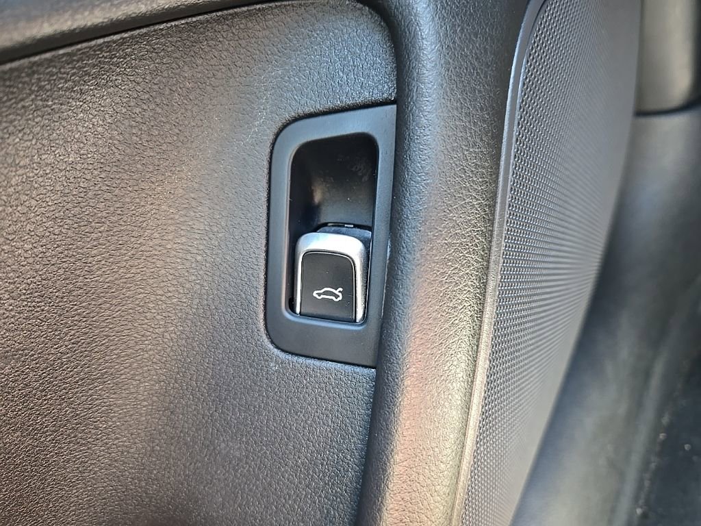 Used 2016 Audi A6 2.0T Premium Plus w/ Premium Plus Package AWD/4WD image 26